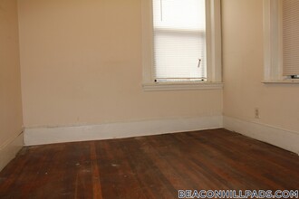 9 Myrtle St in Boston, MA - Building Photo - Building Photo