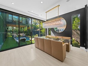1610 NE 4th Pl in Fort Lauderdale, FL - Building Photo - Building Photo
