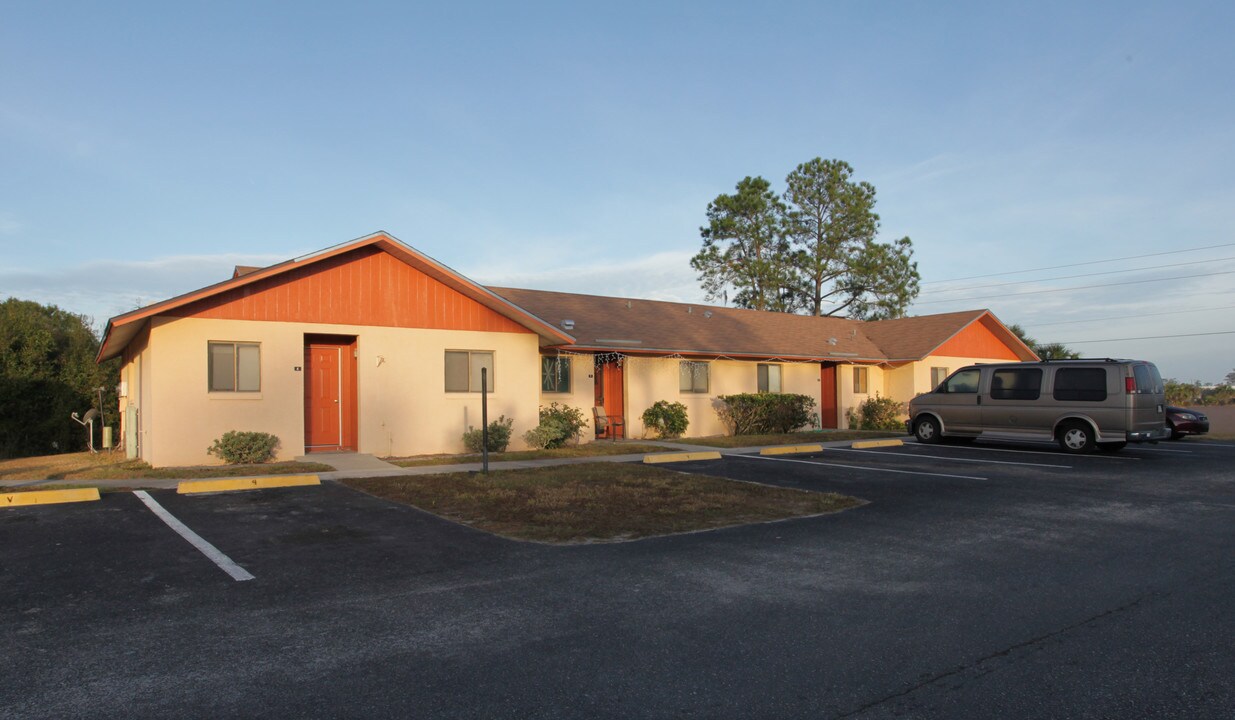 Gibson Street Apartments in Arcadia, FL - Building Photo