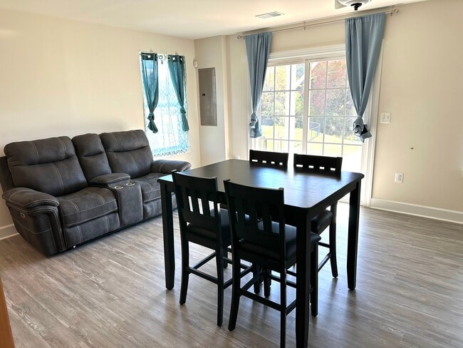 property at 8773 Elsing Green Dr