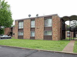 Sunrise Terrace Apartments in Memphis, TN - Building Photo - Building Photo