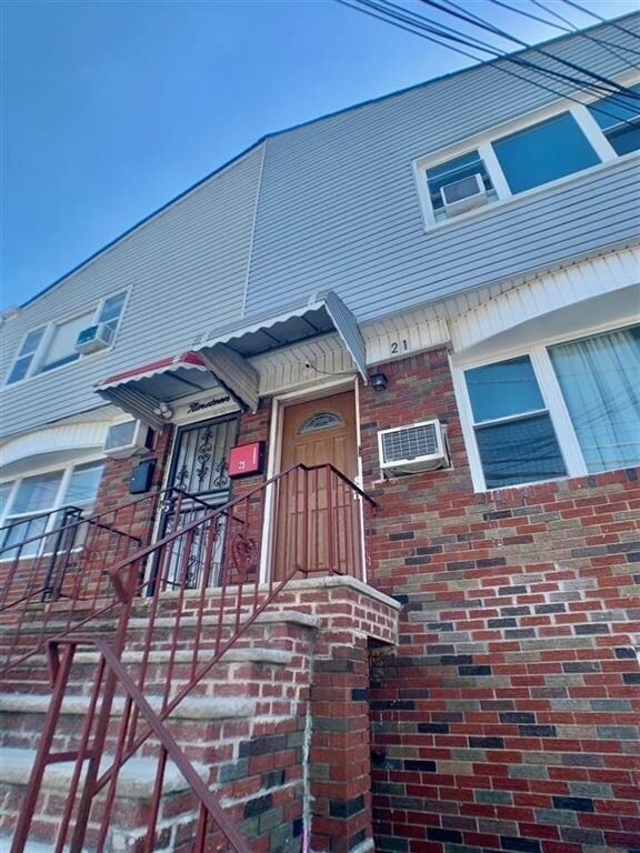 21 Alan Terrace