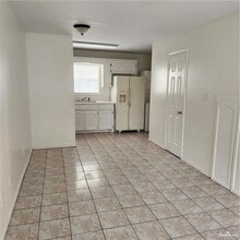 8 N 28th St in McAllen, TX - Building Photo - Building Photo