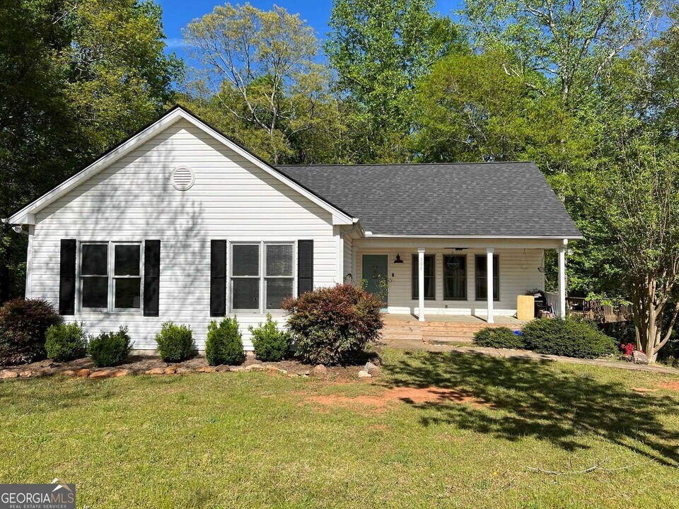 202 Concord Dr in Watkinsville, GA - Building Photo