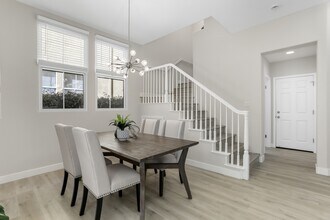 413 Nicholas Dr in Mountain View, CA - Building Photo - Building Photo