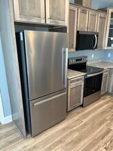 2512 Rolfe St in Hendersonville, NC - Building Photo - Building Photo