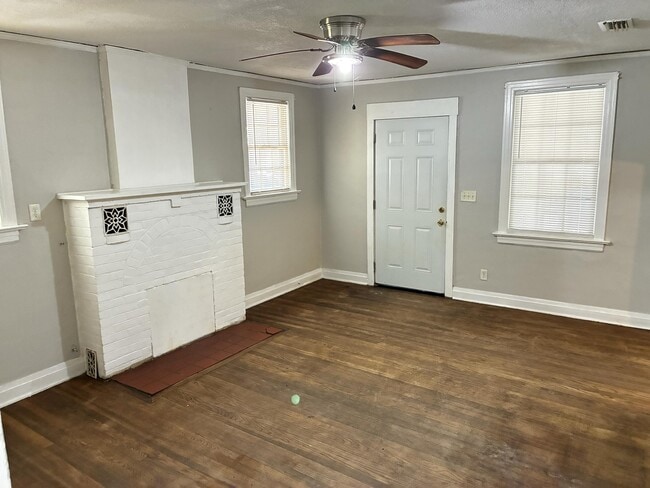 565 Chestnut Dr in Jacksonville, FL - Building Photo - Building Photo