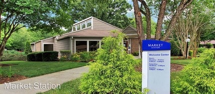 Market Station in Greensboro, NC - Foto de edificio - Building Photo