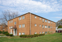 Livingston Manor in Columbus, OH - Building Photo - Building Photo