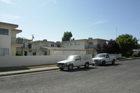 1680-1690 Ellen Ave in Merced, CA - Building Photo - Building Photo