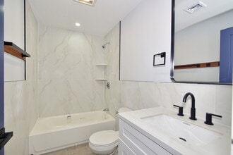 116 Evans St, Unit 3 in Boston, MA - Building Photo - Building Photo