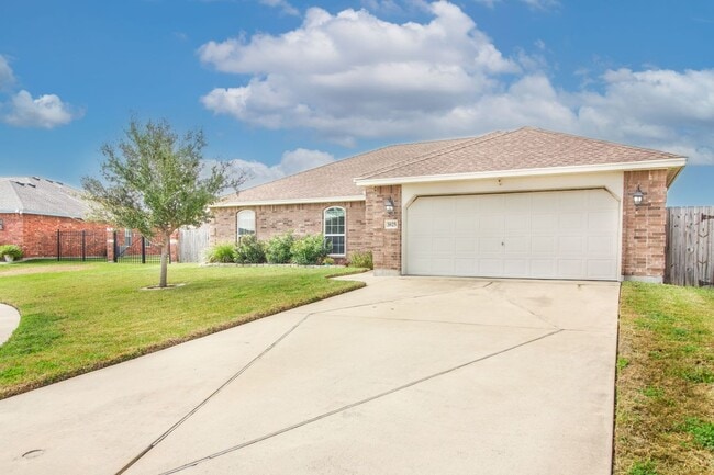property at 3825 Kangaroo Ct