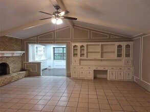 9518 Timberleaf Dr in Dallas, TX - Building Photo - Building Photo