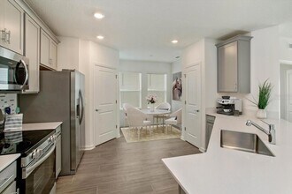 3048 Armstrong Ave in Clermont, FL - Building Photo - Building Photo