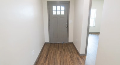 2-4 Emerald Ct in Shawnee, OK - Building Photo - Building Photo