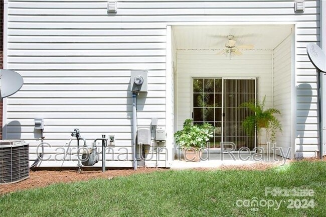 2174 Sardony Ln in Charlotte, NC - Building Photo - Building Photo