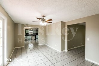 164 Santa Monica Ave in Royal Palm Beach, FL - Building Photo - Building Photo