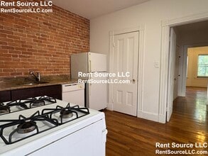 248 Brookline St, Unit 3 in Cambridge, MA - Building Photo - Building Photo