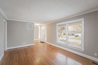 2509 Baytree Dr in Greensboro, NC - Building Photo - Building Photo