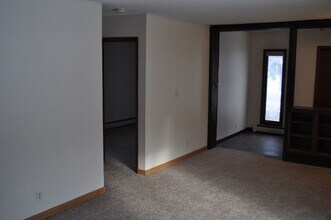 624 S 20th St in Grand Forks, ND - Building Photo - Building Photo