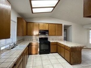 14625 Live Oak St in Hesperia, CA - Building Photo - Building Photo