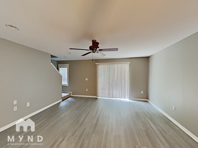 303 Freedom's Ring Dr in Winter Springs, FL - Building Photo - Building Photo