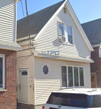 19 Sisson Ct in Bayonne, NJ - Building Photo - Building Photo