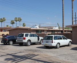 1002 E Lester St in Tucson, AZ - Building Photo - Building Photo