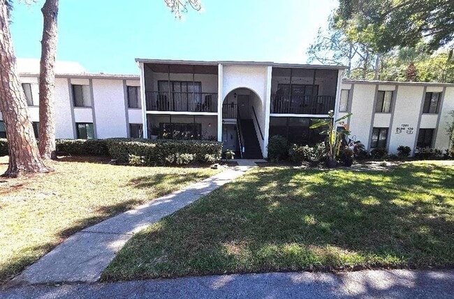 property at 1281 Pine Ridge Cir E