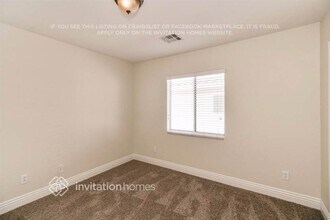 1164 Drowsy Water Ct in Henderson, NV - Building Photo - Building Photo