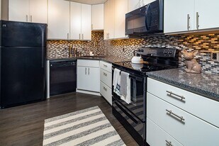 Cortland University North in Charlotte, NC - Building Photo