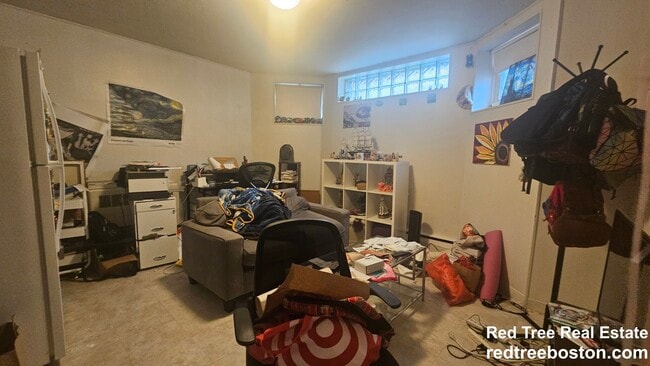 48 Parkman St, Unit B3 in Brookline, MA - Foto de edificio - Building Photo