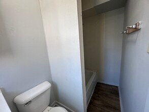 1112 N Gilbert St in Danville, IL - Building Photo - Building Photo