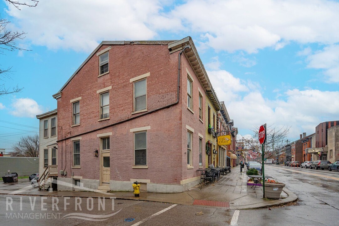 622 Main St in Covington, KY - Building Photo