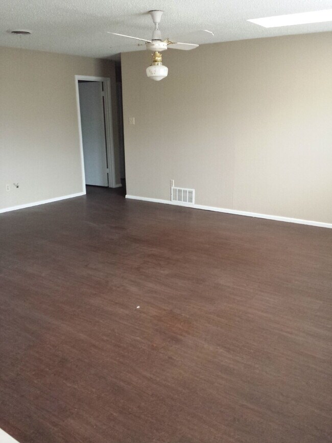 5423 49th St in Lubbock, TX - Building Photo - Building Photo
