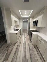 2131 Century Park Ln, Unit #218 in Los Angeles, CA - Building Photo