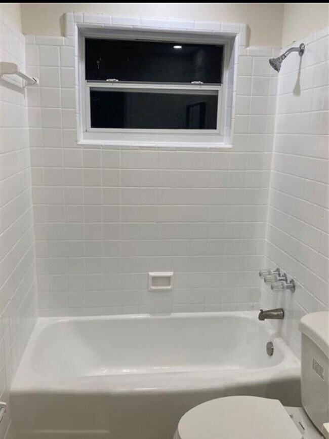 1727 Washington St in Hollywood, FL - Building Photo - Building Photo