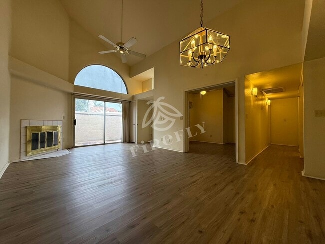 property at 1111 W Summit Pl