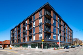 The Quin in Milwaukee, WI - Building Photo - Building Photo