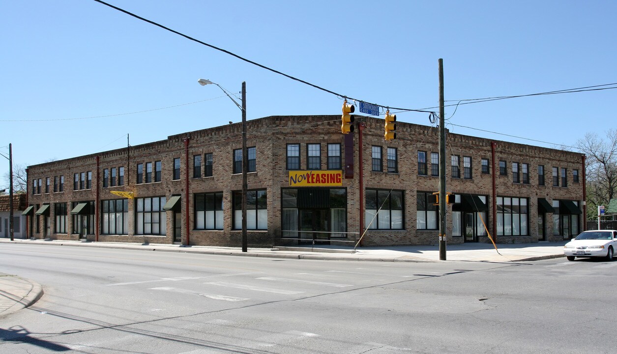 Harlandale Building in San Antonio, TX - Building Photo
