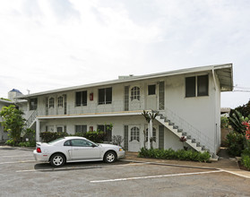 568 Kamoku St in Honolulu, HI - Building Photo - Building Photo