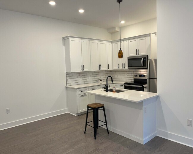 3680 Indian Queen Ln in Philadelphia, PA - Building Photo - Building Photo