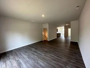 5002 Jayden Dr in Durham, NC - Building Photo - Building Photo