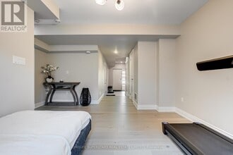 29 Pony Farm Dr in Toronto, ON - Building Photo - Building Photo
