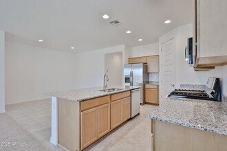 25215 N 172nd Dr in Surprise, AZ - Building Photo - Building Photo