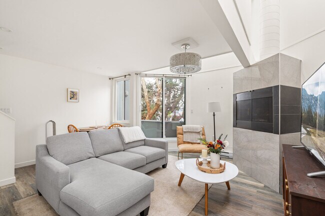 property at 1870 Yew St