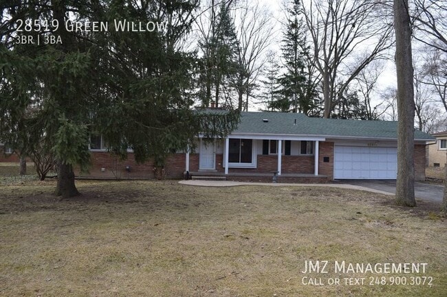 28519 Green Willow Rd in Farmington Hills, MI - Building Photo - Building Photo