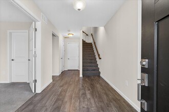 8014 Townes Wy in St. Louis, MO - Building Photo - Building Photo