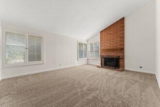 5530 Vía Sepulveda in Yorba Linda, CA - Building Photo - Building Photo