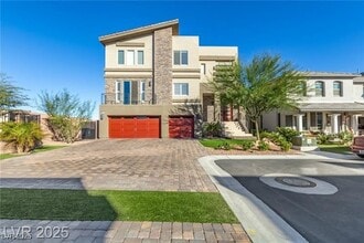 8604 Grove Mill Ct in Las Vegas, NV - Building Photo - Building Photo